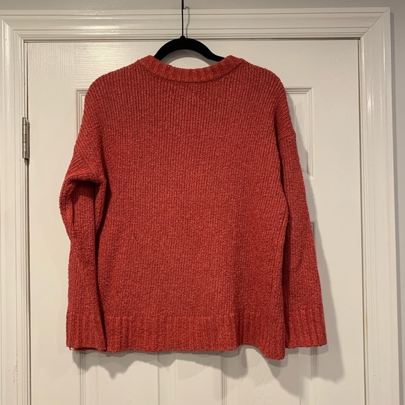 American Eagle Jegging Fit Henley Sweater - Picture 3 of 4